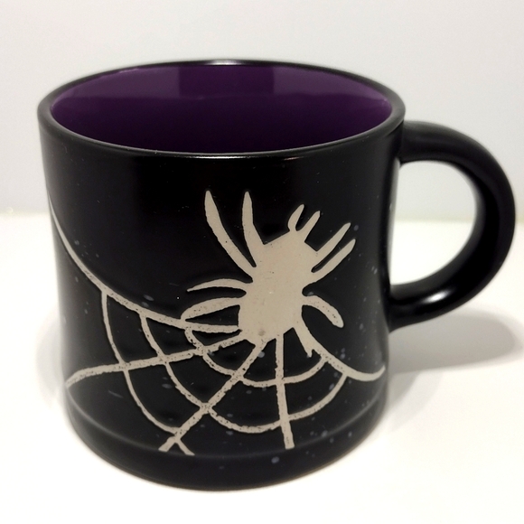 Global Design Connections Spider Web Mug - Picture 2 of 7